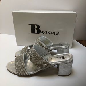 Browns Waverly Wedge Rhinestone Sandals EUC